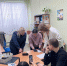 Как разглядеть биологические следы в ультрафиолетовом свете, постигали охинские школьники в следственном отделе - Газета Сахалинский нефтяник