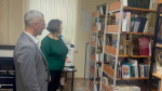 Евгений Михлик в центральной библиотеке Охи