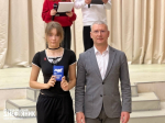 Подростки Охи получили паспорта в День Конституции